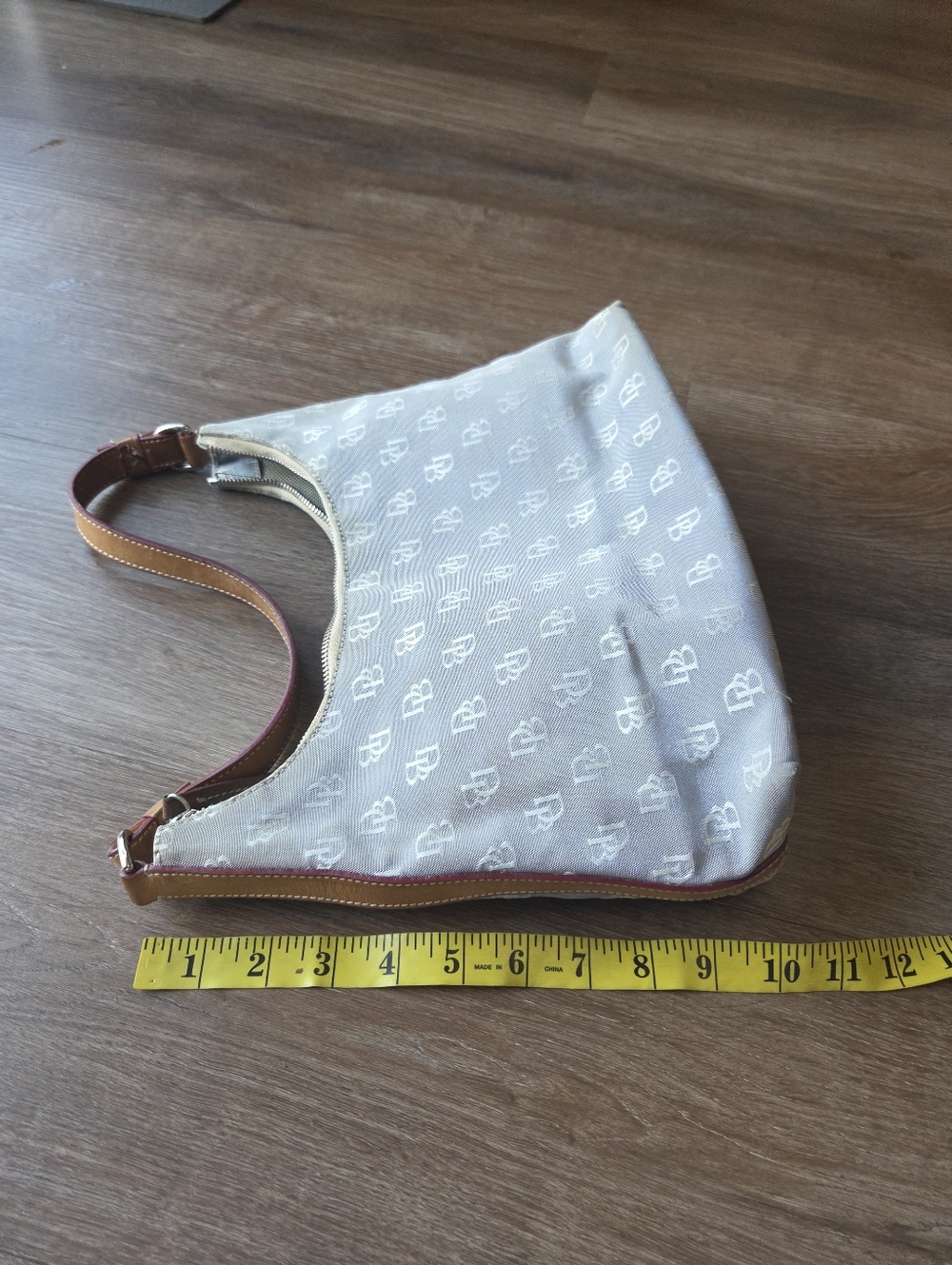 Vintage Y2K Dooney & Bourke Small Hobo Shoulder Bag Monogram Jacquard Purse - Picture 14 of 15